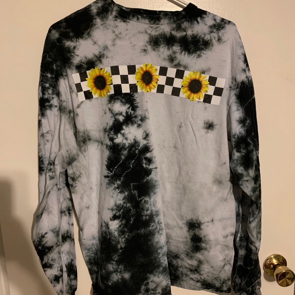 Tie-Dye//Sunflower//Checkered - Long Sleeve Tee